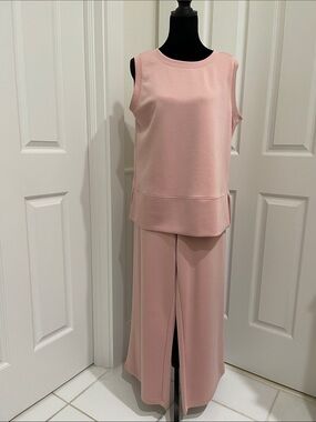Sleeveless Pink Wide-Leg 2 Piece Pantsuit Size M Like New